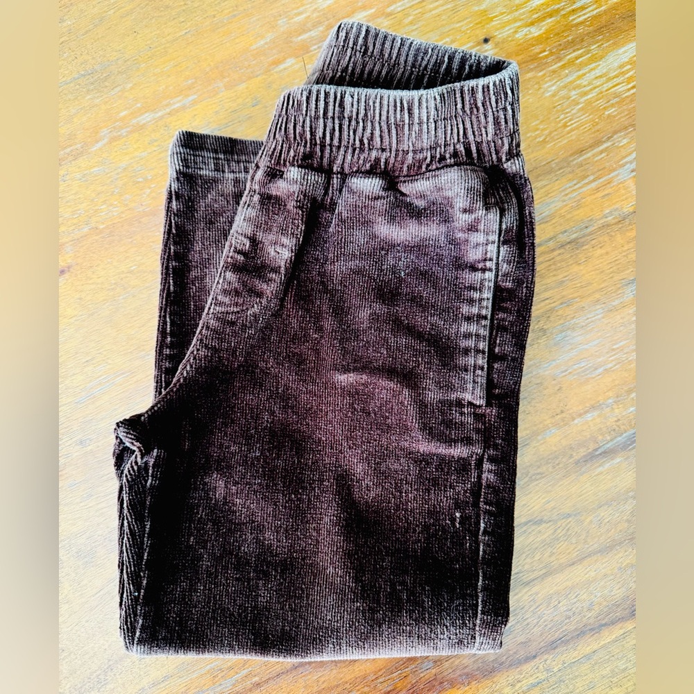 GUC. TBBC Corduroy Sheffield Pants. Brown. Size 4T.